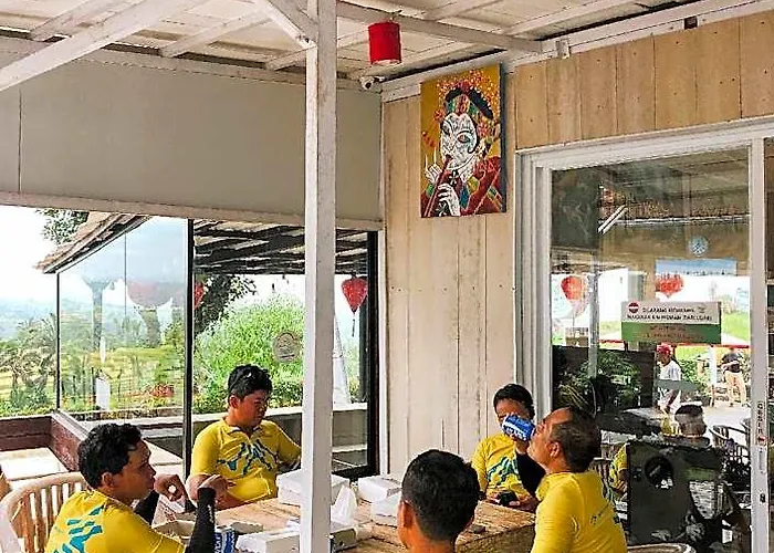 Bhuana Agung And Restaurant Jatiluwih ホテル 4*